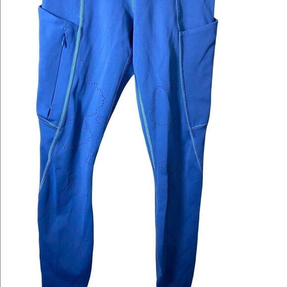 Athleta All In Reaction 7/8 Tight Lazer Cut Atlantis Pocket Blue Leggings Sz XXS - Picture 2 of 7